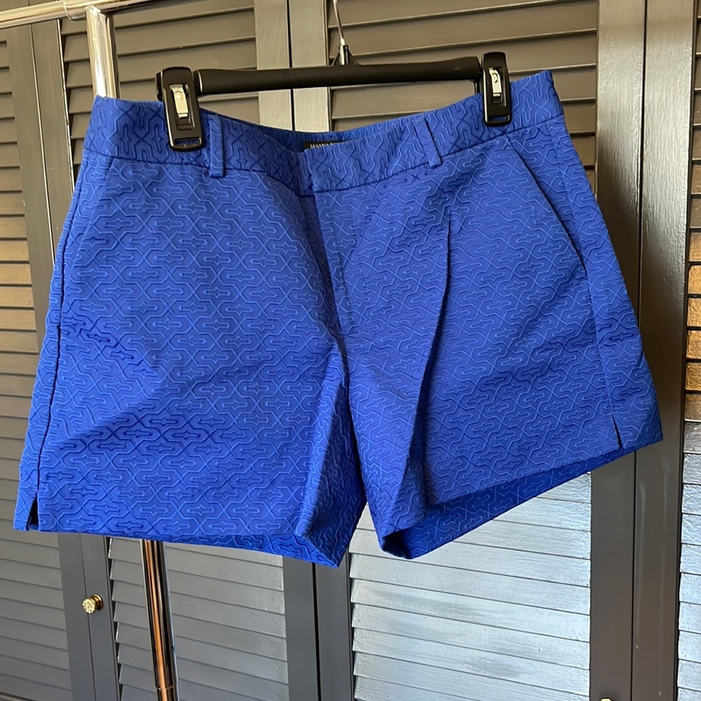 Banana Republic - beautiful blue shorts